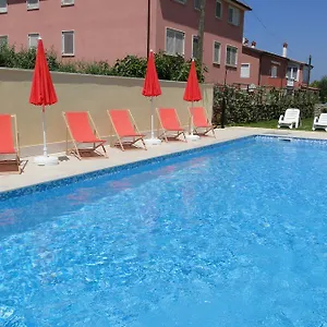 Ester Apartmán