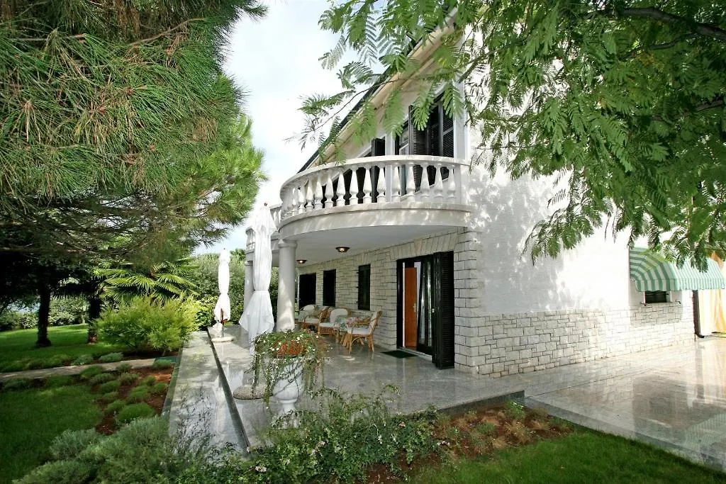 Apartments Bella Vista Umag 0*,  Croatia